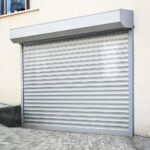 USI DE GARAJ TIP RULOU DIN ALUMINIU
