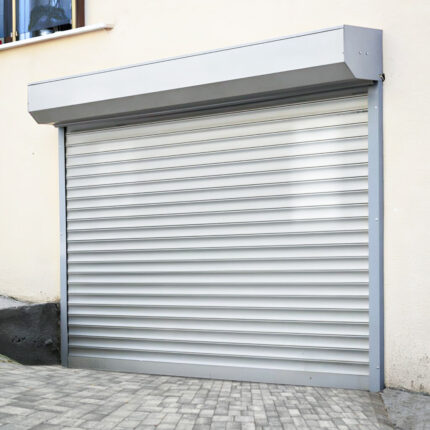USI DE GARAJ TIP RULOU DIN ALUMINIU